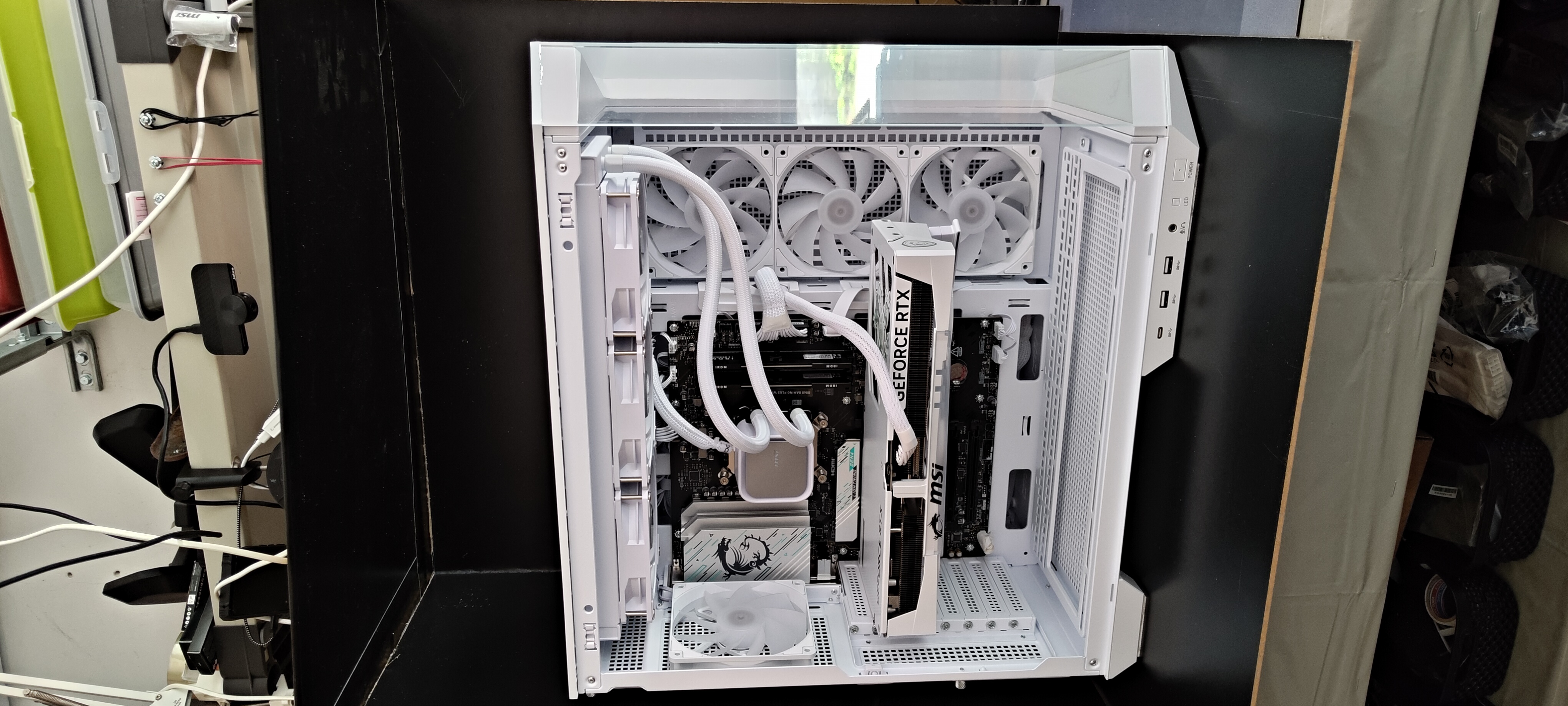 MSI Gaming Desktop PC - Całość